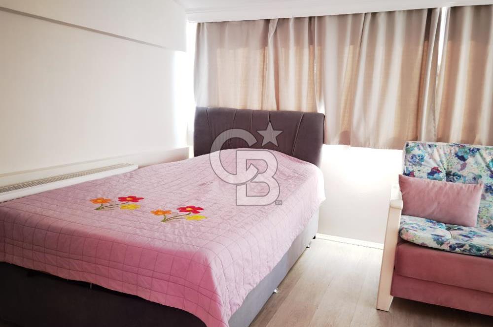 Bornova Küçükpark'ta 2+1 eşyalı kiralık dubleks daire