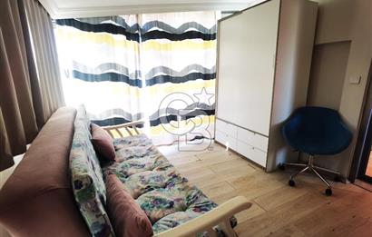 Bornova Küçükpark'ta 2+1 eşyalı kiralık dubleks daire