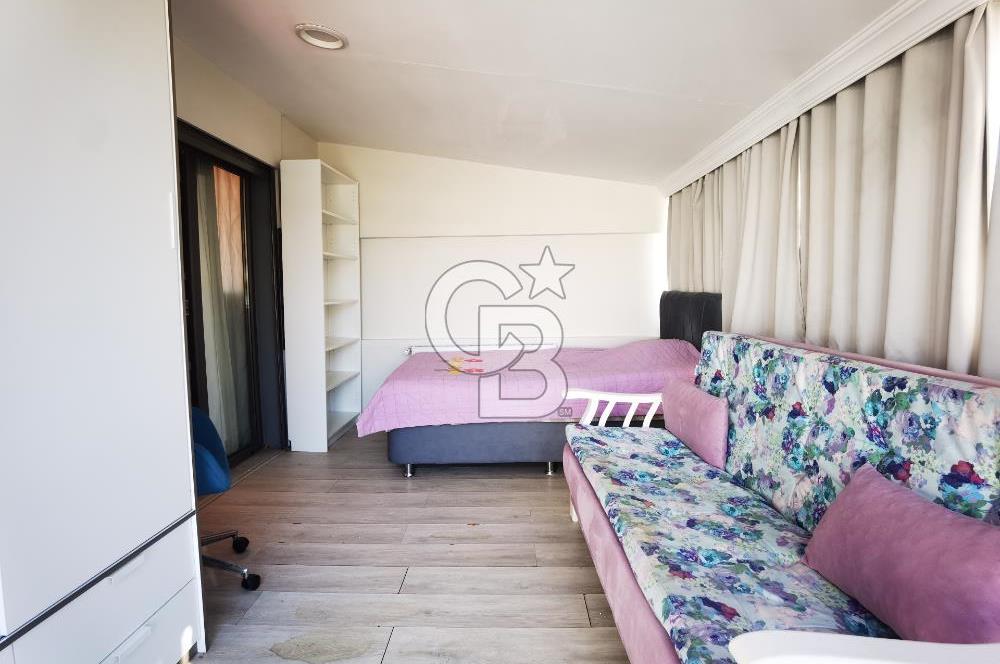 Bornova Küçükpark'ta 2+1 eşyalı kiralık dubleks daire