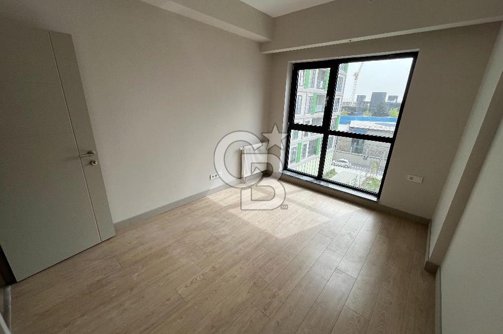 AKZİRVE STRADA 2.ETAP KISA KATLILARDA 1+1 BALKONLU KİRALIK DAİRE