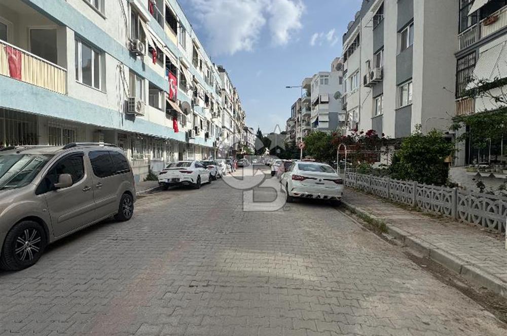 KARŞIYAKA BAHÇELİEVLER'DE 3+1 KİRALIK DAİRE