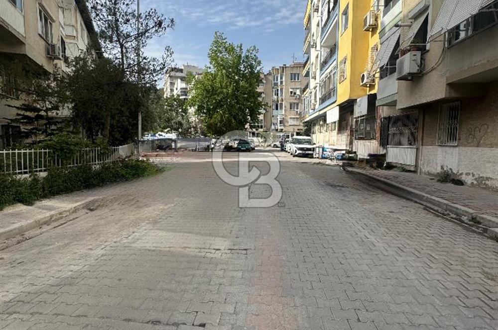 KARŞIYAKA BAHÇELİEVLER'DE 3+1 KİRALIK DAİRE