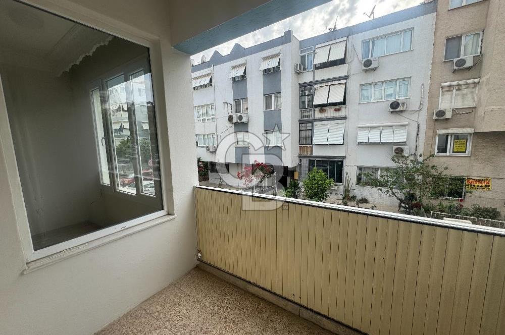 KARŞIYAKA BAHÇELİEVLER'DE 3+1 KİRALIK DAİRE