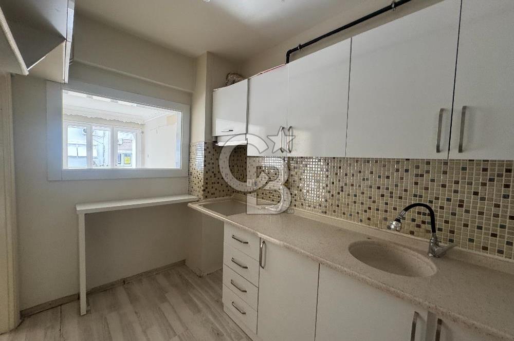 KARŞIYAKA BAHÇELİEVLER'DE 3+1 KİRALIK DAİRE