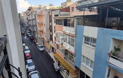 BOZYAKA CAMİ YAKININDA 135 M2 EBEVEYN BANYOLU 3+1 SATILIK DAİRE