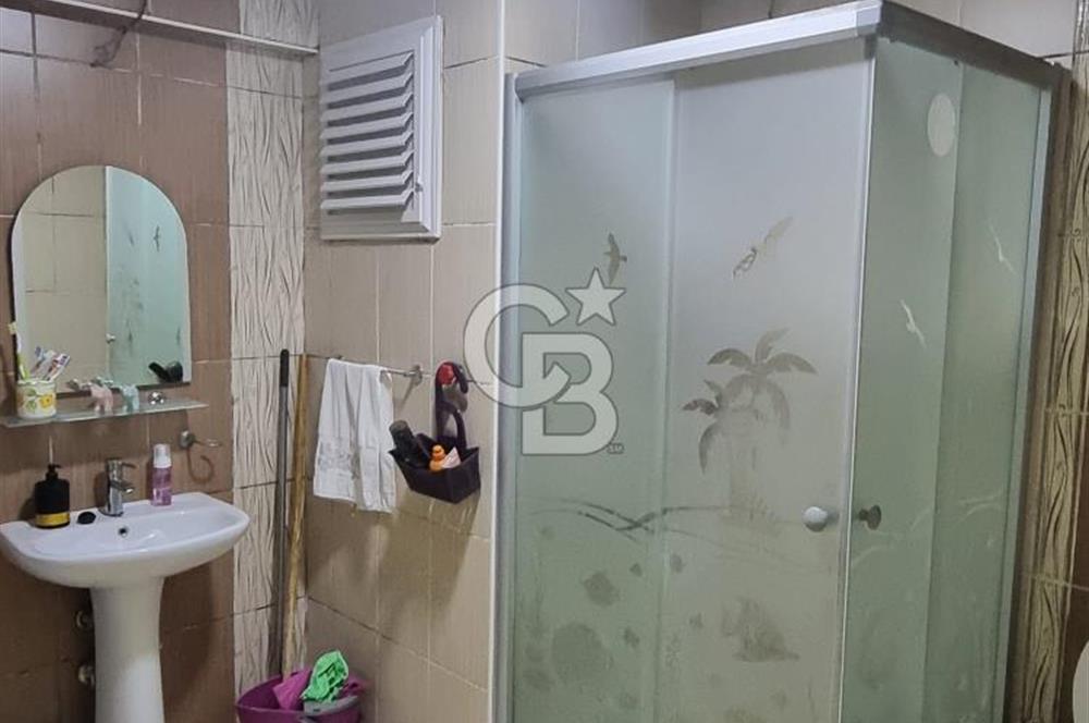 BOZYAKA CAMİ YAKININDA 135 M2 EBEVEYN BANYOLU 3+1 SATILIK DAİRE