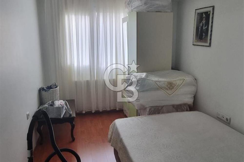 BOZYAKA CAMİ YAKININDA 135 M2 EBEVEYN BANYOLU 3+1 SATILIK DAİRE