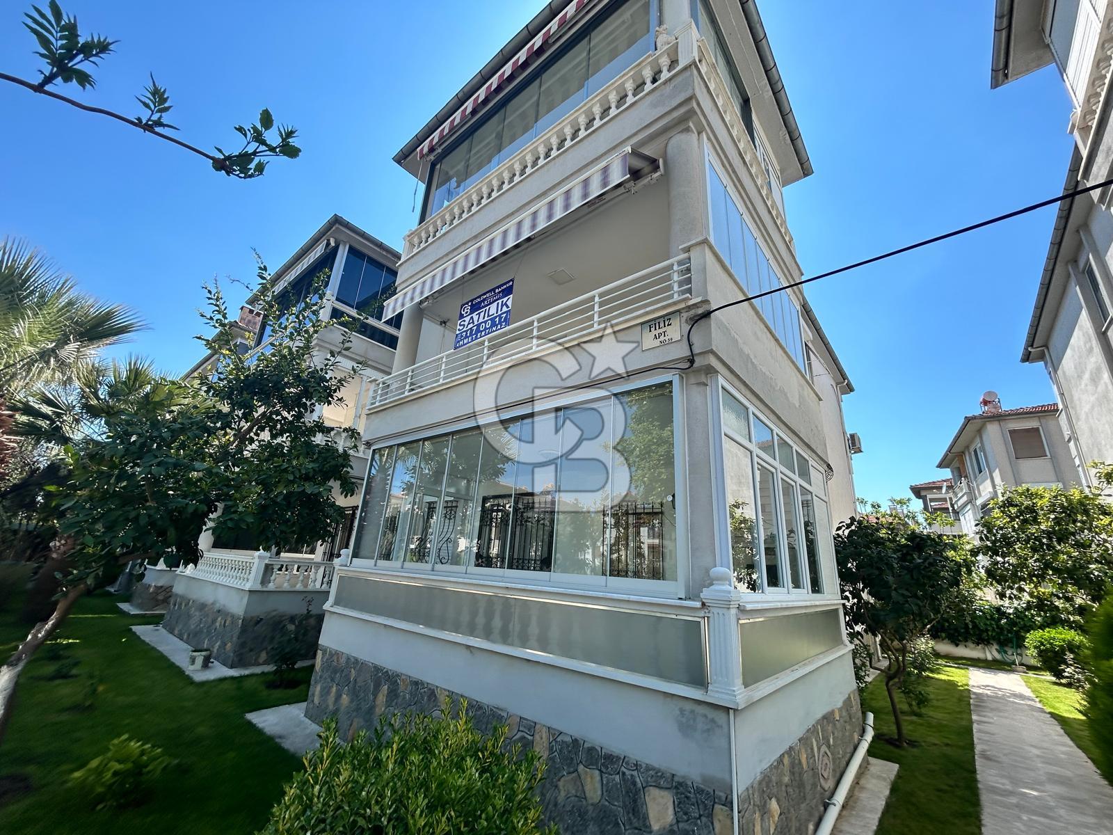  Altınoluk Yağcılar Deniz Tarafı 2+1 Orta Kat Daire