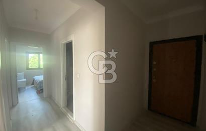 FOÇA YENİBAĞARASI'NDA EŞYALI 2+1 AÇIK MUTFAK SATILIK DAİRE 