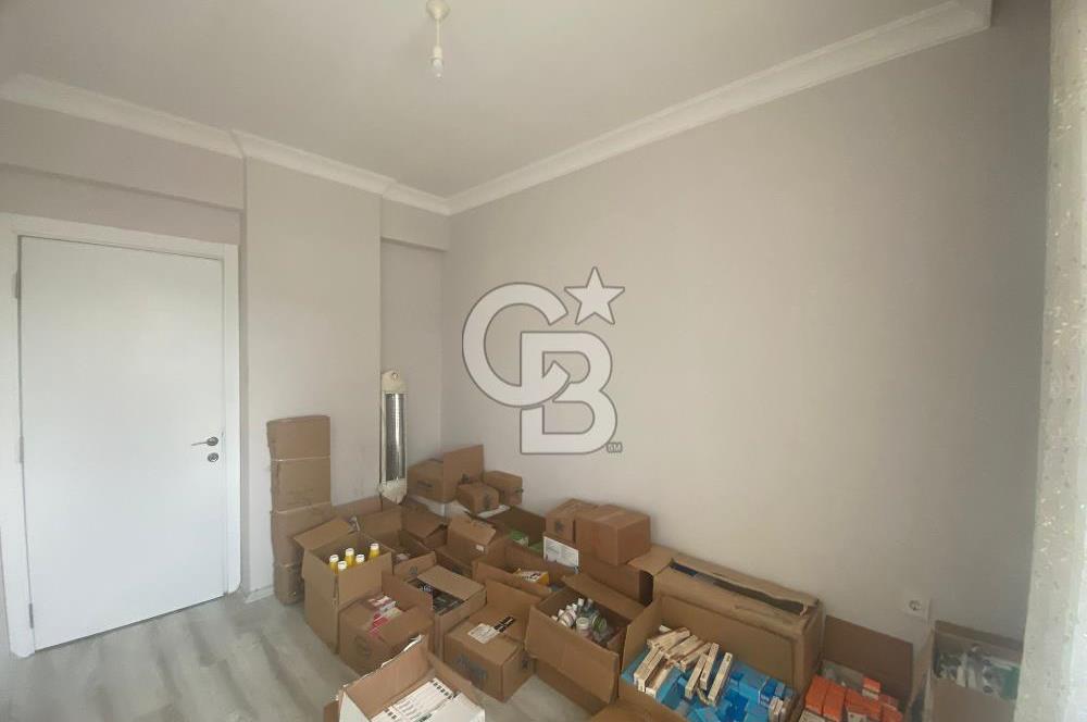 FOÇA YENİBAĞARASI'NDA EŞYALI 2+1 AÇIK MUTFAK SATILIK DAİRE 