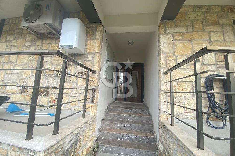 FOÇA YENİBAĞARASI'NDA EŞYALI 2+1 AÇIK MUTFAK SATILIK DAİRE 