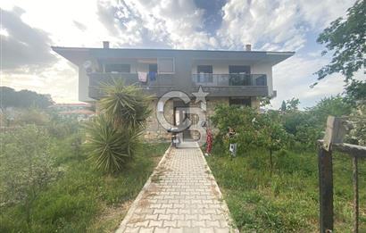 FOÇA YENİBAĞARASI'NDA EŞYALI 2+1 AÇIK MUTFAK SATILIK DAİRE 