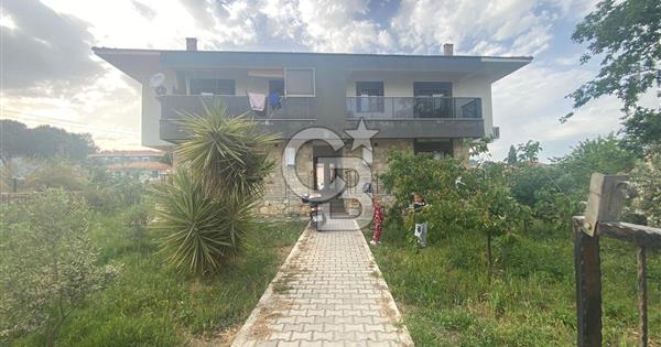 FOÇA YENİBAĞARASI'NDA EŞYALI 2+1 AÇIK MUTFAK SATILIK DAİRE - 348704