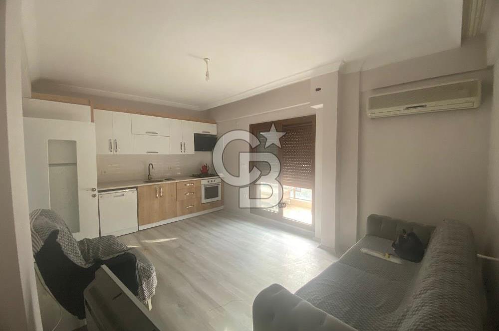 FOÇA YENİBAĞARASI'NDA EŞYALI 2+1 AÇIK MUTFAK SATILIK DAİRE 