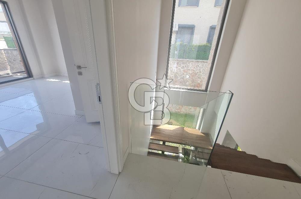 Elit premıum 2'de satılık tam müstakil villa