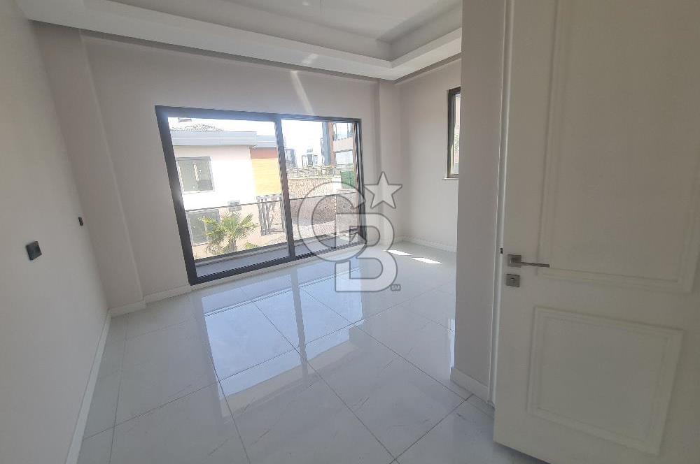 Elit premıum 2'de satılık tam müstakil villa