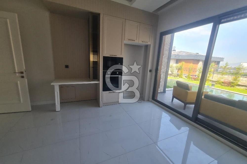Elit premıum 2'de satılık tam müstakil villa