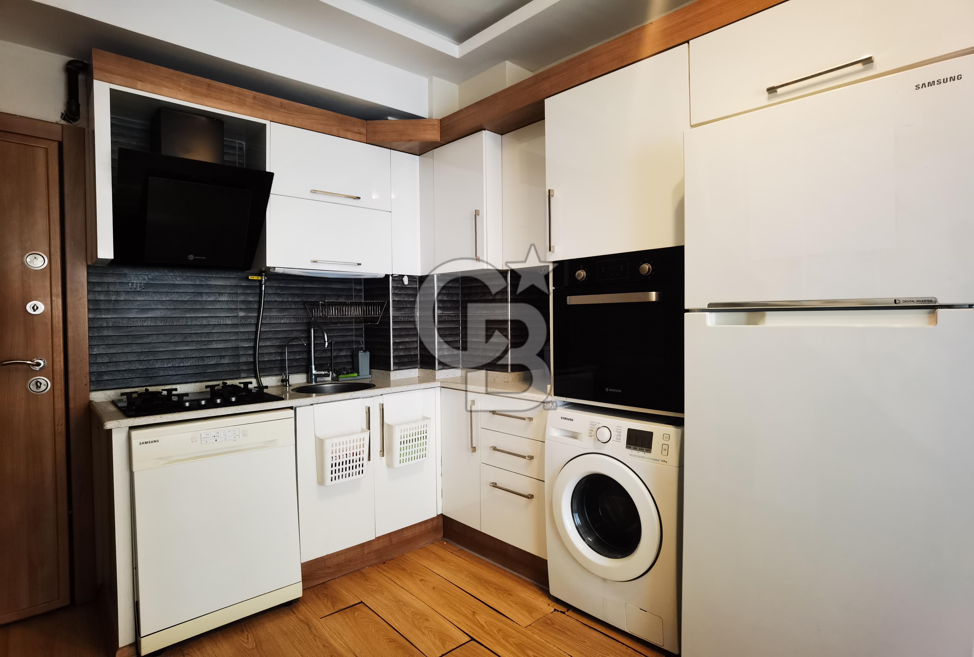 Bornova Küçükpark'ta eşyalı 2+1 dubleks yatırım fırsatı