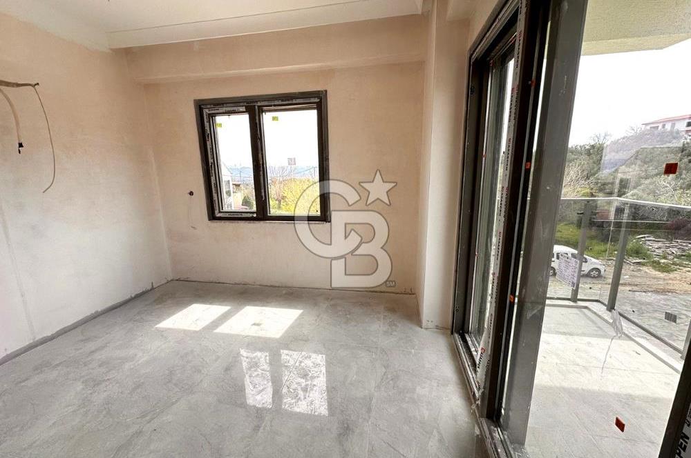 KIZILKEÇİLİ'DE SİTE İÇİNDE SATILIK HAVUZLU VİLLA
