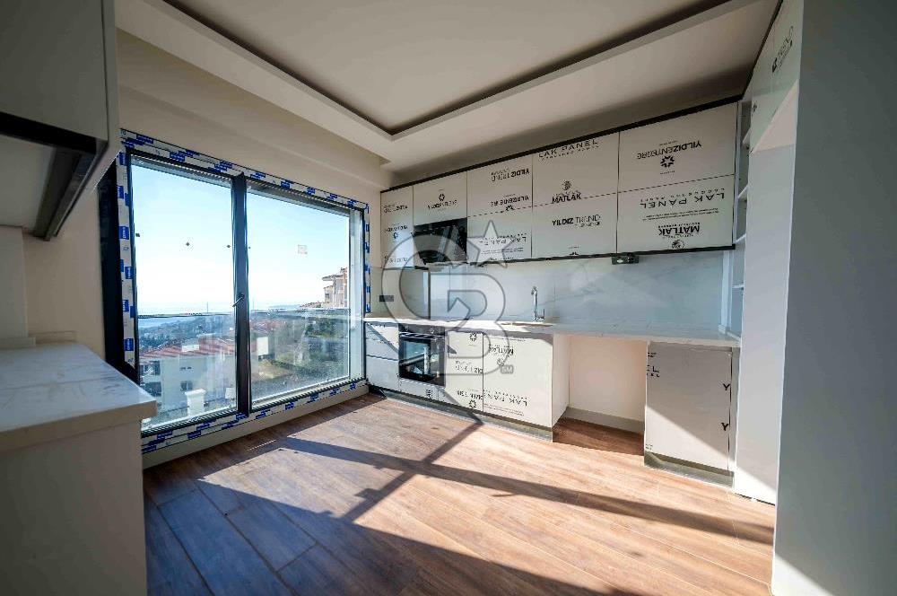 ALTINOLUK'TA BAHÇE KULLANIMLI 4+1 DAİRE
