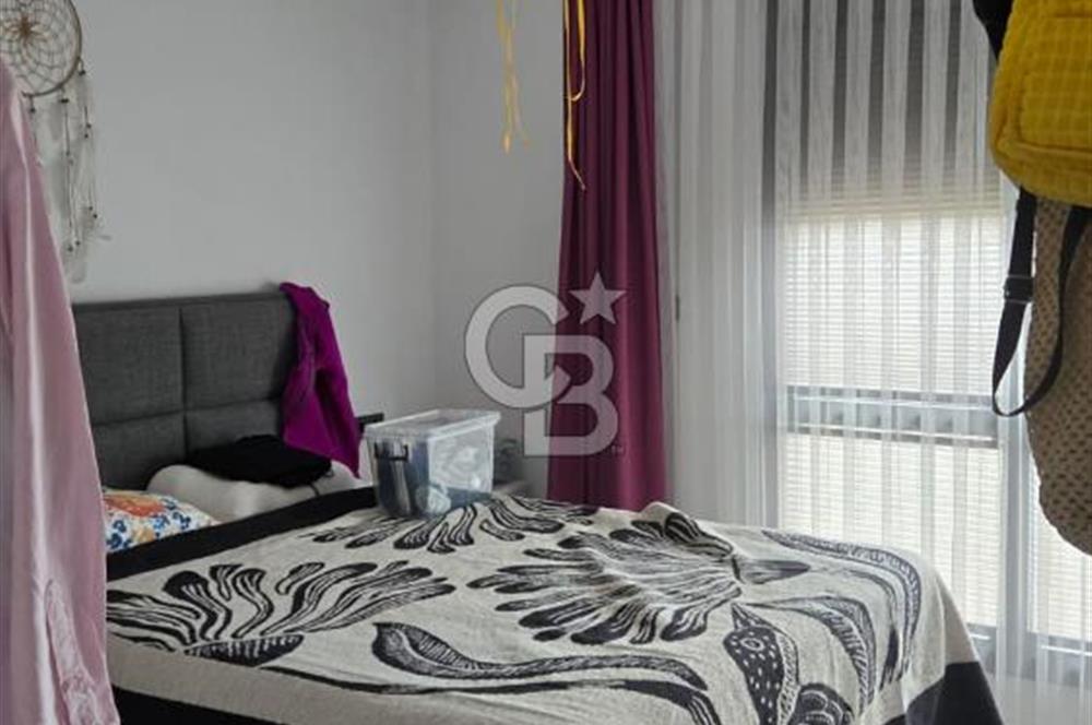 Altınova Kolaylı Plus Sitesinde Havuzlu Kısmi Deniz Manzaralı1+1