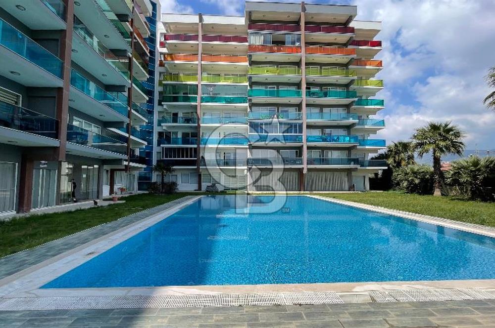 Bornova Park Evlerinde Havuz Cepheli Büyük Tip 1+1 Satılık Daire
