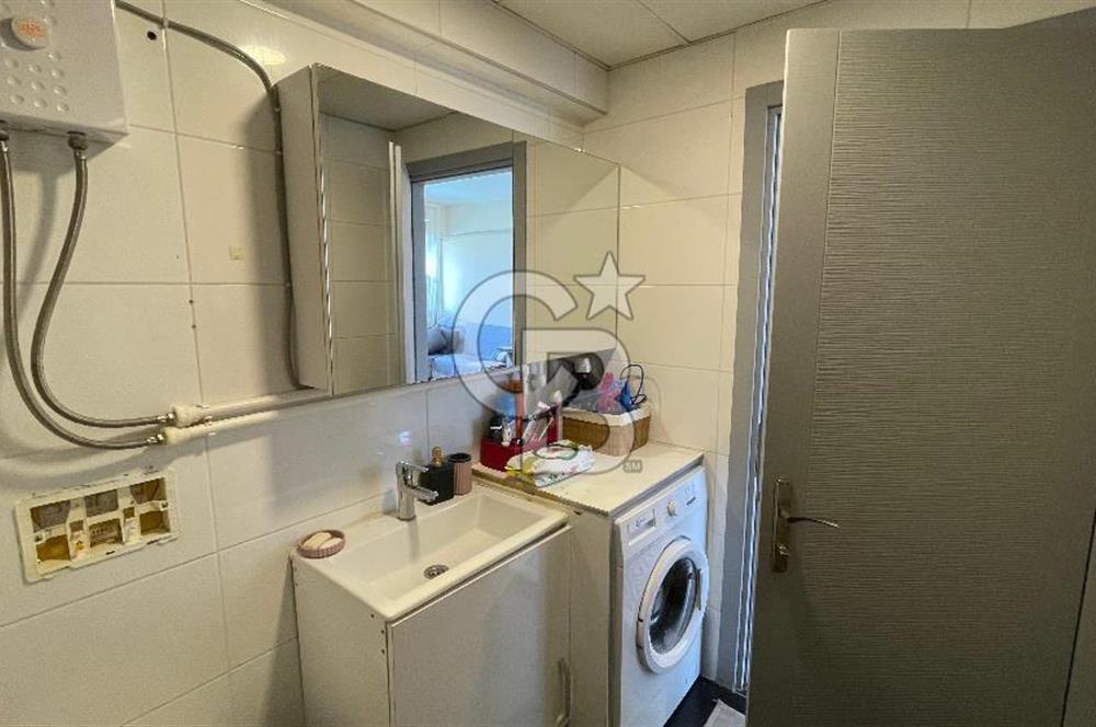 Bornova Park Evlerinde Havuz Cepheli Büyük Tip 1+1 Satılık Daire