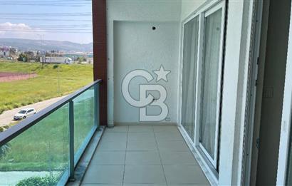 Bornova Park Evlerinde Havuz Cepheli Büyük Tip 1+1 Satılık Daire
