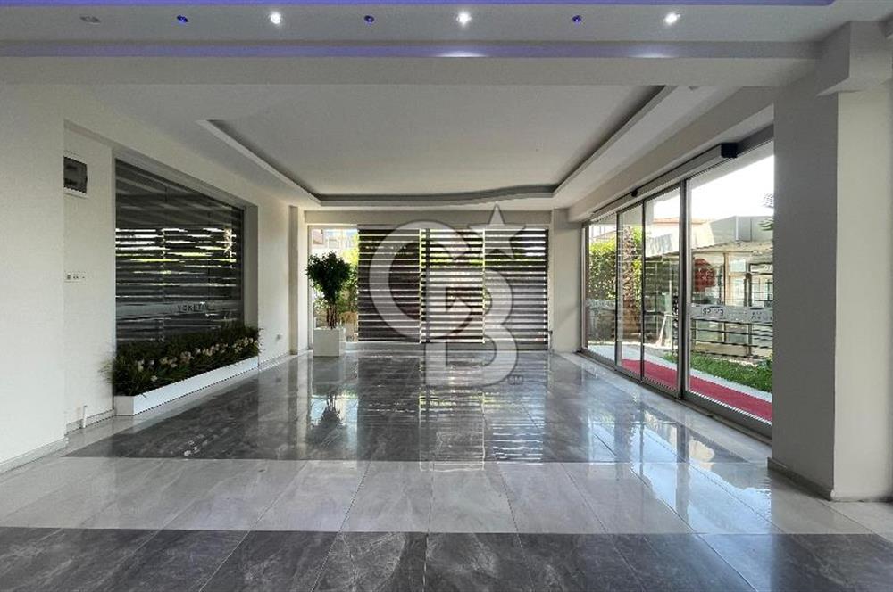 Bornova Park Evlerinde Havuz Cepheli Büyük Tip 1+1 Satılık Daire
