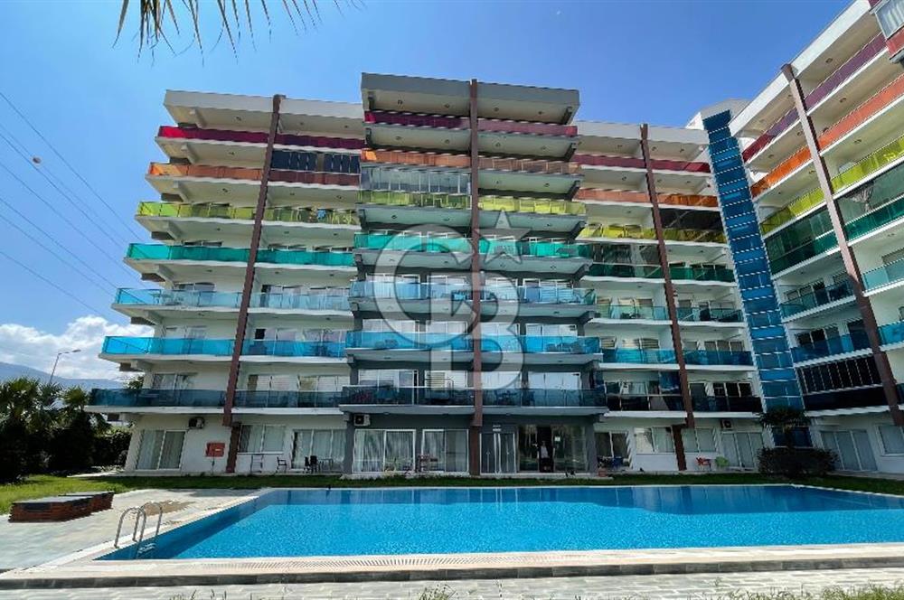 Bornova Park Evlerinde Havuz Cepheli Büyük Tip 1+1 Satılık Daire