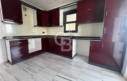 TURGUTREİSTE KOMPLE SATILIK BİNA-2 ADET 1+1 VE 2+2 DUBLEKS