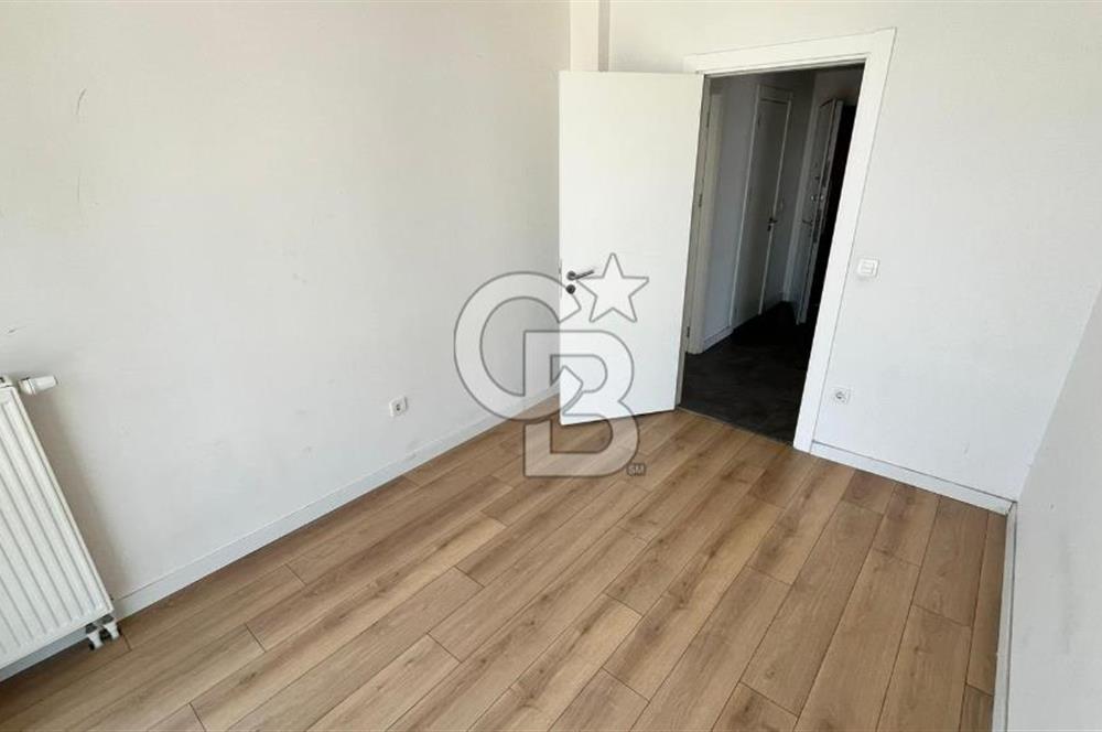 MODDA BULVAR SİTESİNDE 21.KAT KÖRFEZ MANZARALI 2+1 DAİRE