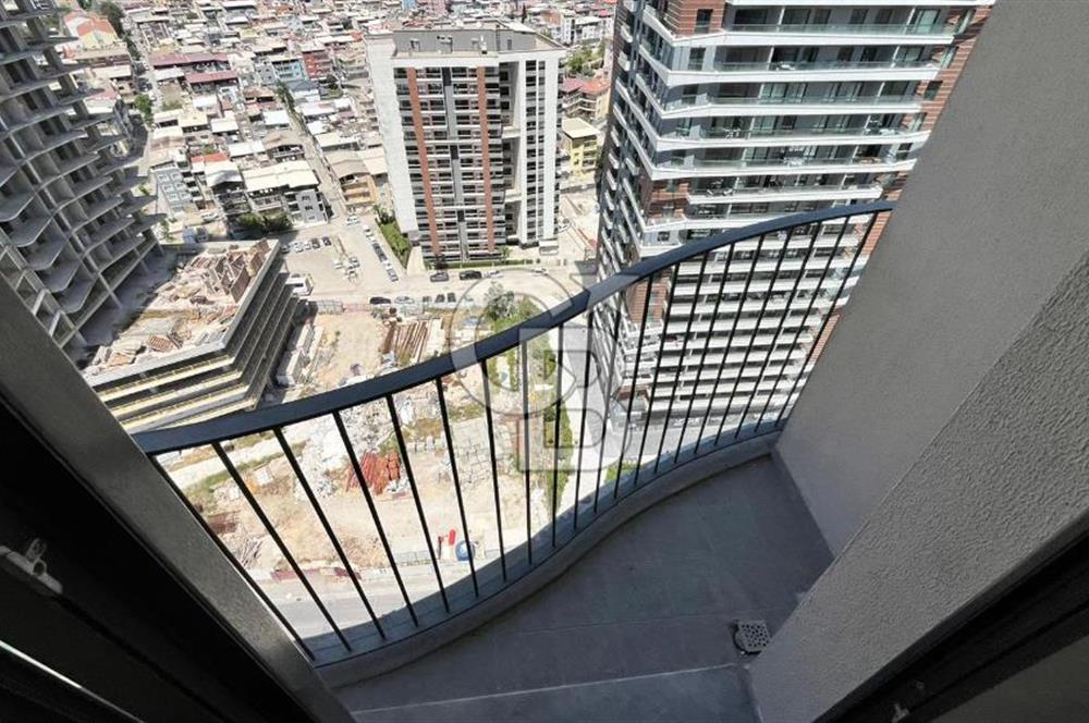 MODDA BULVAR SİTESİNDE 21.KAT KÖRFEZ MANZARALI 2+1 DAİRE