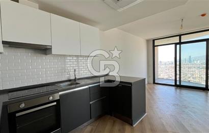 MODDA BULVAR SİTESİNDE 21.KAT KÖRFEZ MANZARALI 2+1 DAİRE