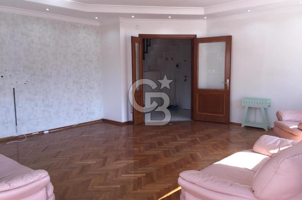 BASINKÖY'DE 4+1 BOŞ SATILIK ÜST DUBLEX