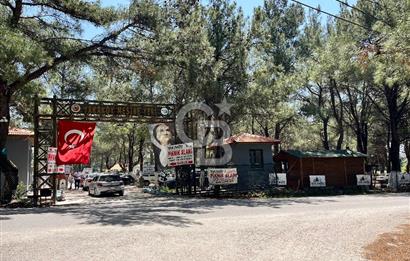 Bornova Yakaköy’de Mesire Alanı Karşısı | Etrafı Çevrili Konum