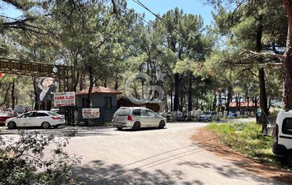 Bornova Yakaköy’de Mesire Alanı Karşısı | Etrafı Çevrili Konum