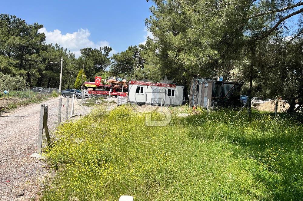 Bornova Yakaköy’de Mesire Alanı Karşısı | Etrafı Çevrili Konum