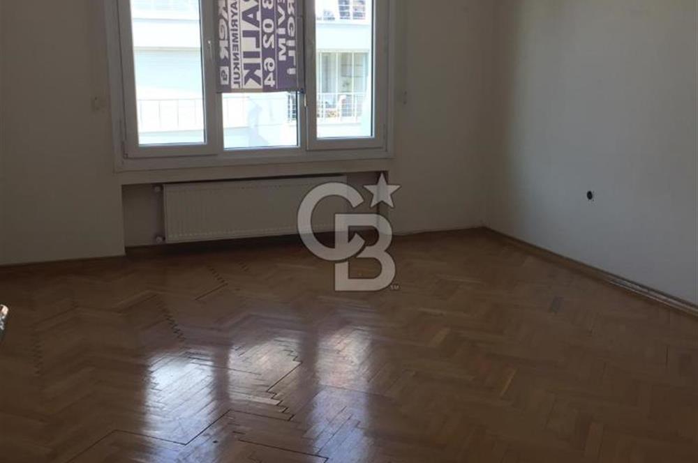 BASINKÖY'DE 4+1 BOŞ SATILIK ÜST DUBLEX