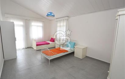ÇEŞME ŞİFNE’DE GENİŞ BAHÇELİ 7+1 MÜSTAKİL VİLLA