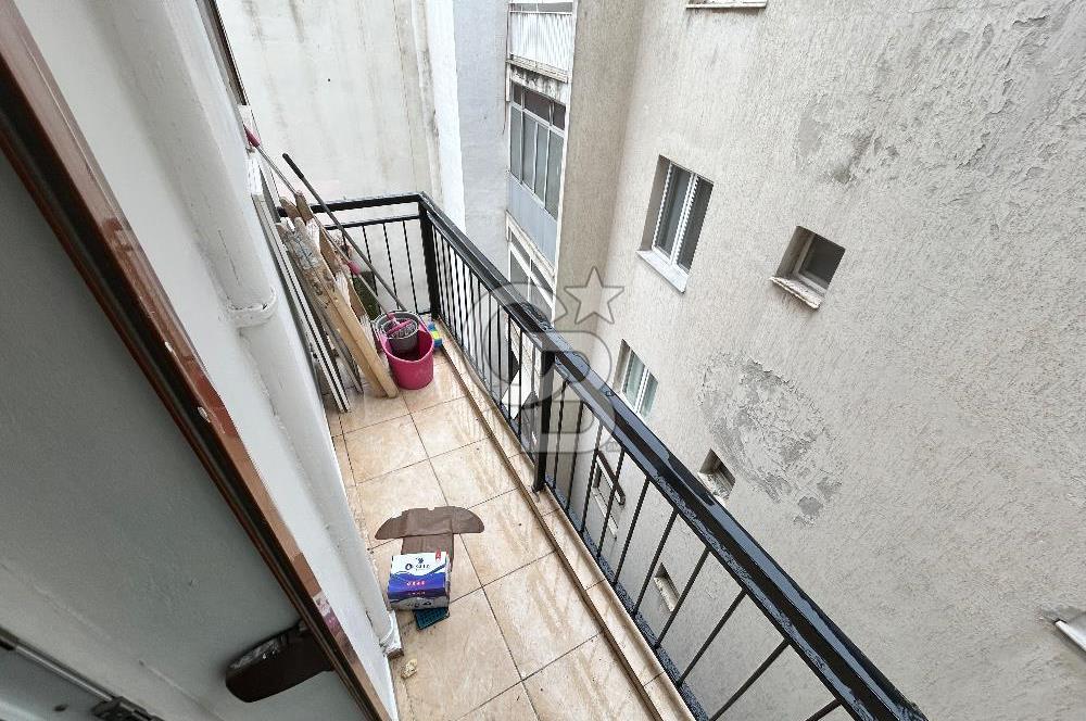 İZMİR KARŞIYAKA TUNA MAHALLESİ’NDE MERKEZİ KONUMDA SATILIK DUBLEKS 2+1  DAİRE