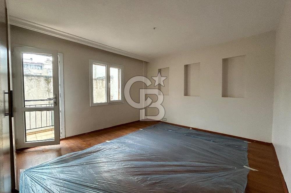 İZMİR KARŞIYAKA TUNA MAHALLESİ’NDE MERKEZİ KONUMDA SATILIK DUBLEKS 2+1  DAİRE