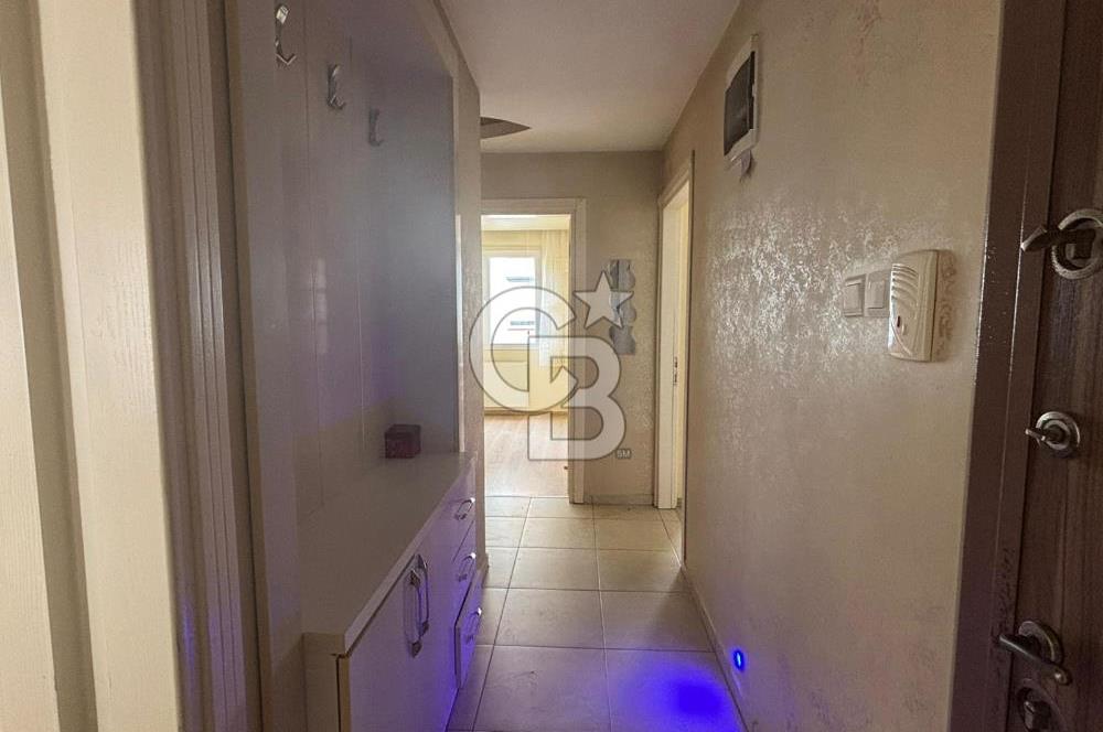 Çiğli Yeni Mahallede Eşyalı Teraslı Kiralık 3+1 Daire