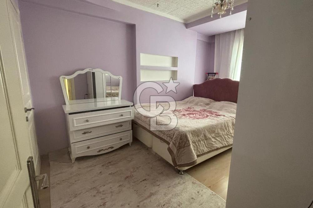 Çiğli Yeni Mahallede Eşyalı Teraslı Kiralık 3+1 Daire