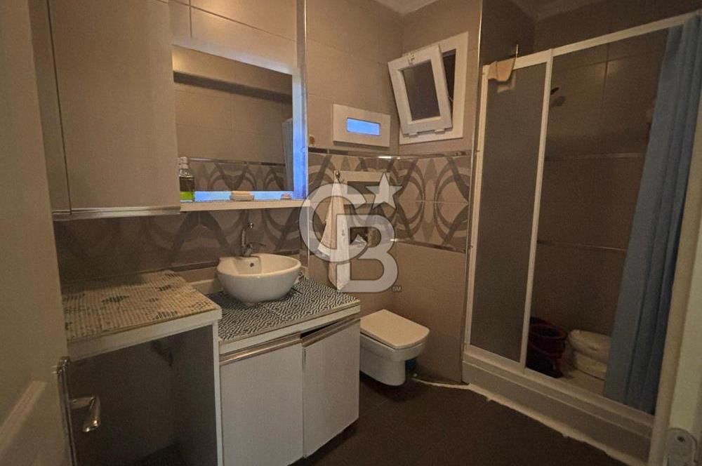 Çiğli Yeni Mahallede Eşyalı Teraslı Kiralık 3+1 Daire