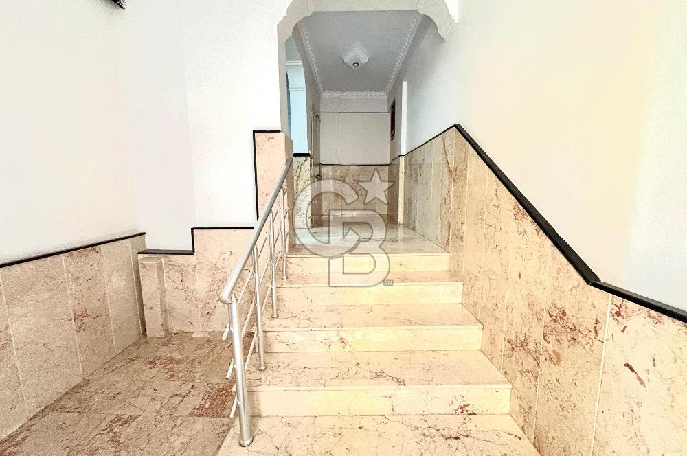 KÜÇÜK ÇİĞLİ SATILIK 3+1 GENİŞ DAİRE