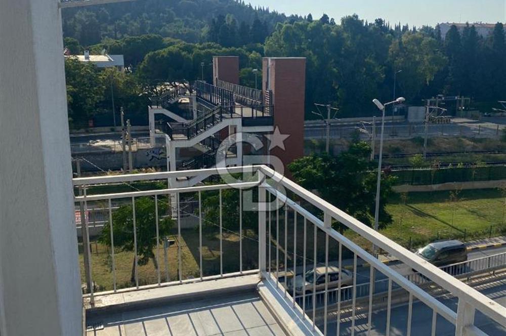 MENEMEN ESATPAŞA'DA SATILIK 3+1 KÖŞE DAİRE