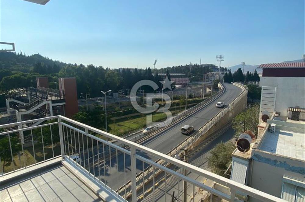 MENEMEN ESATPAŞA'DA SATILIK 3+1 KÖŞE DAİRE