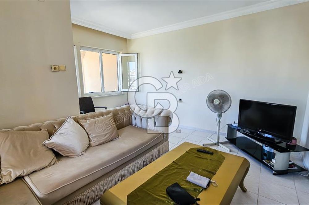 Kuşadası'nda Merkezi Konumda Ayrı Mutfaklı Satılık 1+1 Daire