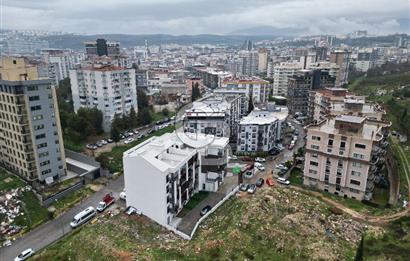 BUCA KURUÇEŞME’DE SATILIK 1+1 EŞYALI SIFIR ARA KAT DAİRE